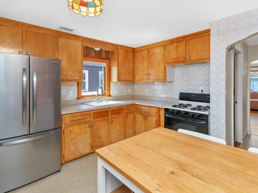 49 Hollace Street, Waltham, MA 02453 - #3