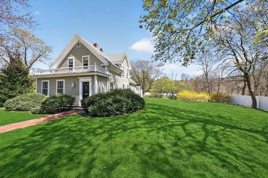 1154 Main St, Hingham, MA 02043 - #2
