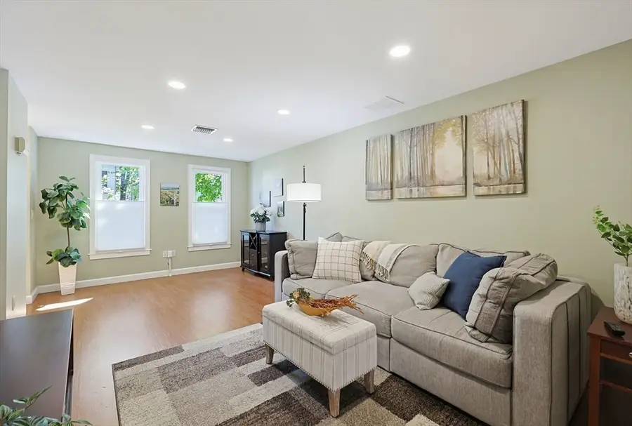 21 School St #21, Natick, MA 01760 - #3