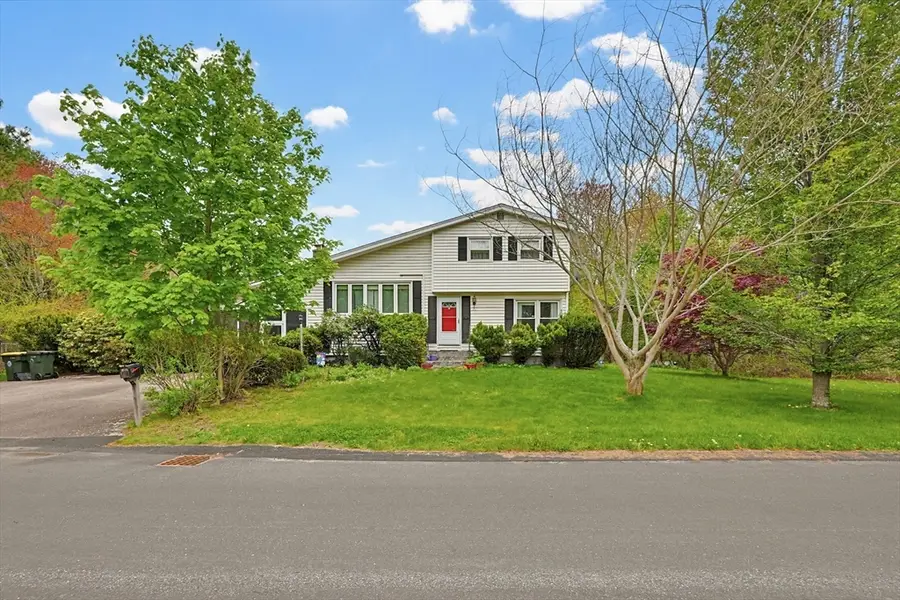 81 Florida Ave, Bellingham, MA 02019 - #2