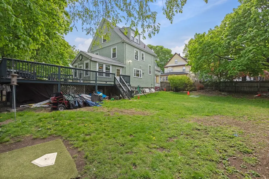 30 Hutchinson St, Winthrop, MA 02152 - #3
