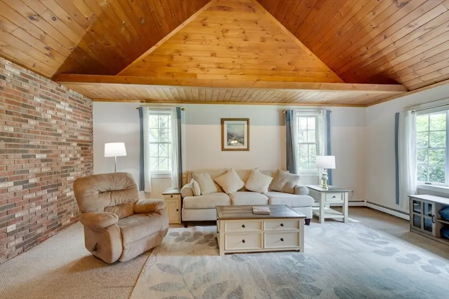 35 Blueberry Lane, Reading, MA 01867 - #3