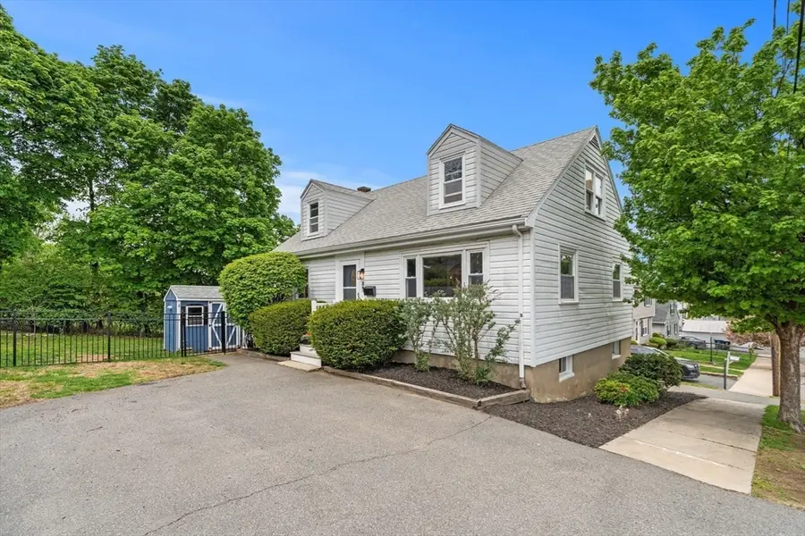 8 Cressey, Salem, MA 01970 - #3