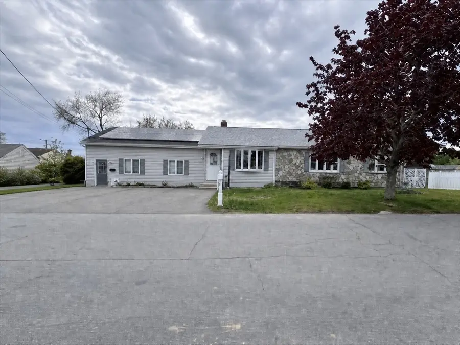 319 Oliver St, New Bedford, MA 02745 - #2