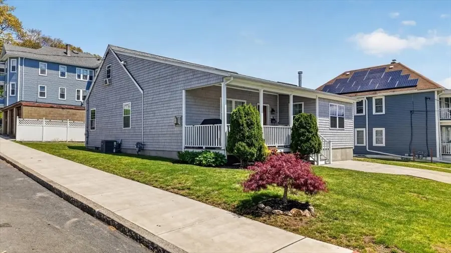 8 Alsop St, Fall River, MA 02723 - #3