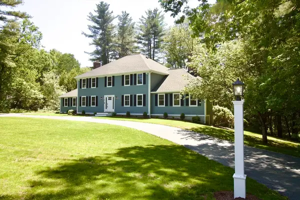 65 Fox Run Rd, Sudbury, MA 01776