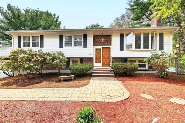 306 Franklin St, Mansfield, MA 02048