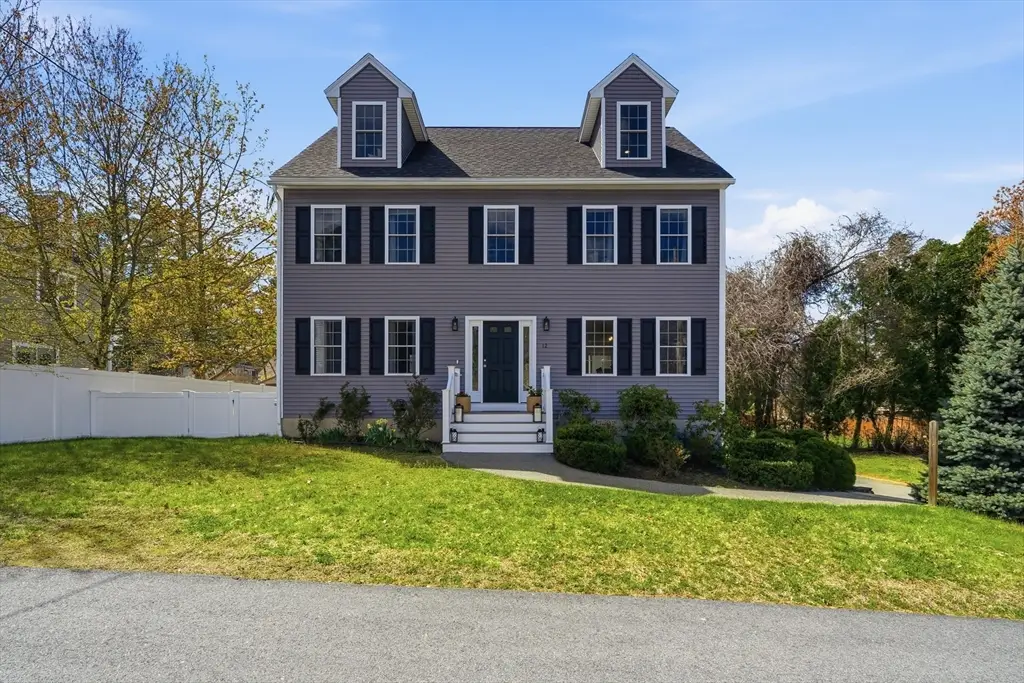 12 Bell Rd, Tewksbury, MA 01876 - #1