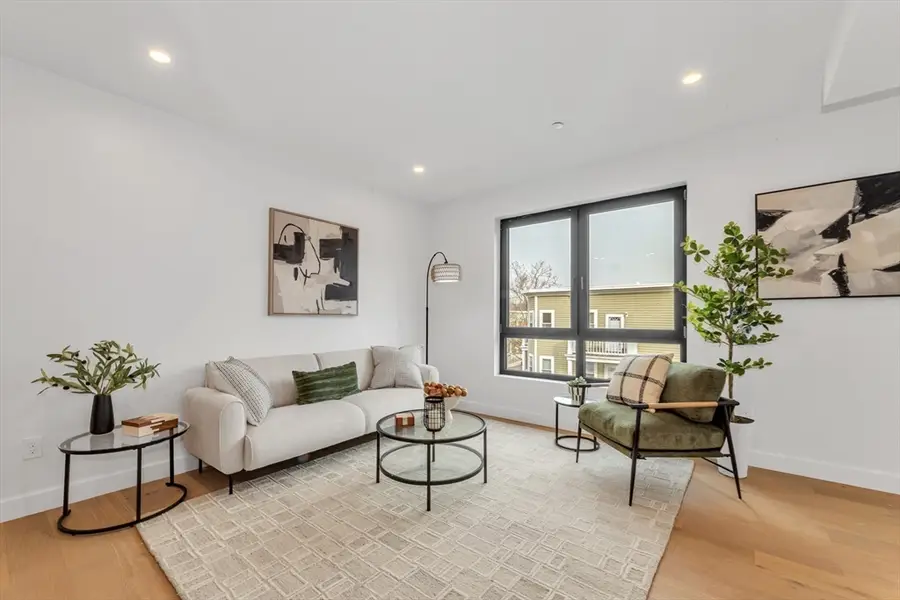 3992 Washington St #303, Boston, MA 02131 - #2