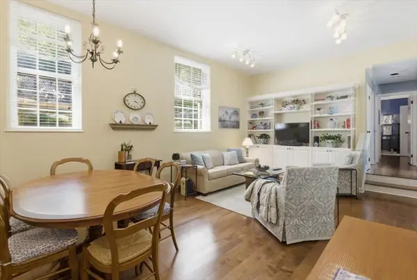 65 Glen Rd #H1, Brookline, MA 02445