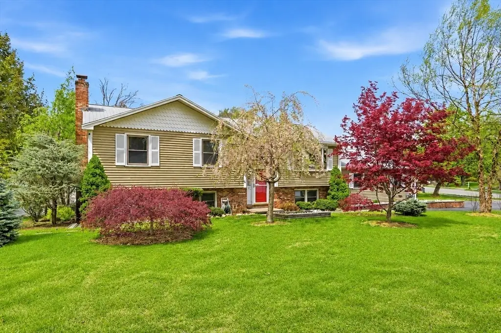 2 Sandspur Ln, North Reading, MA 01864 - #1