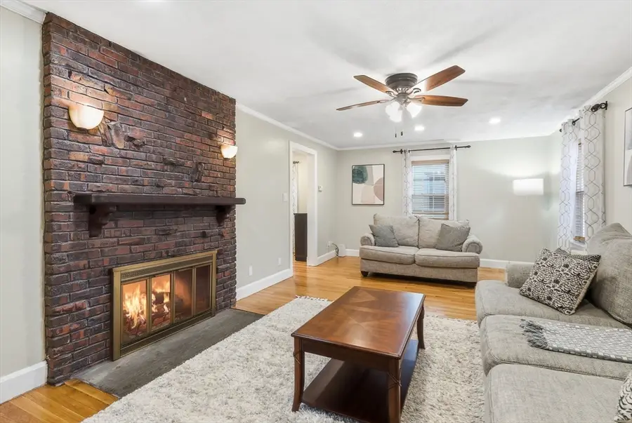 36 Fairview Rd, Stoneham, MA 02180 - #3