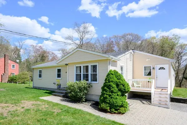 29 Andrew Dr, Pembroke, MA 02359