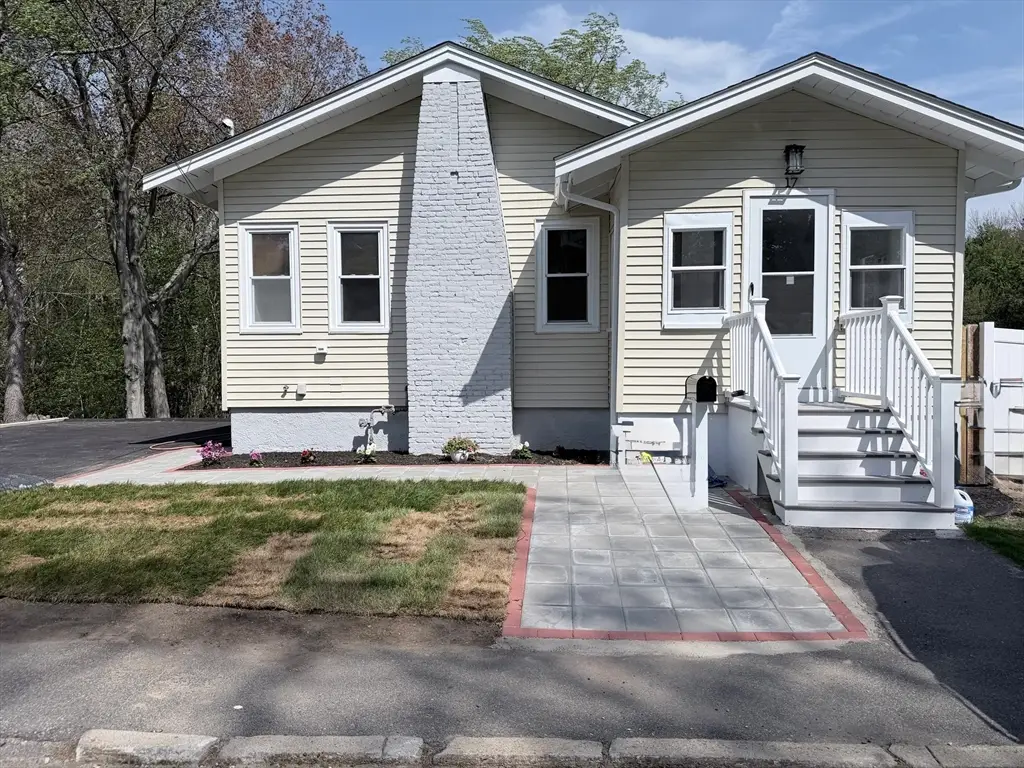 17 Sunnybank Ave, Rockland, MA 02370 - #1