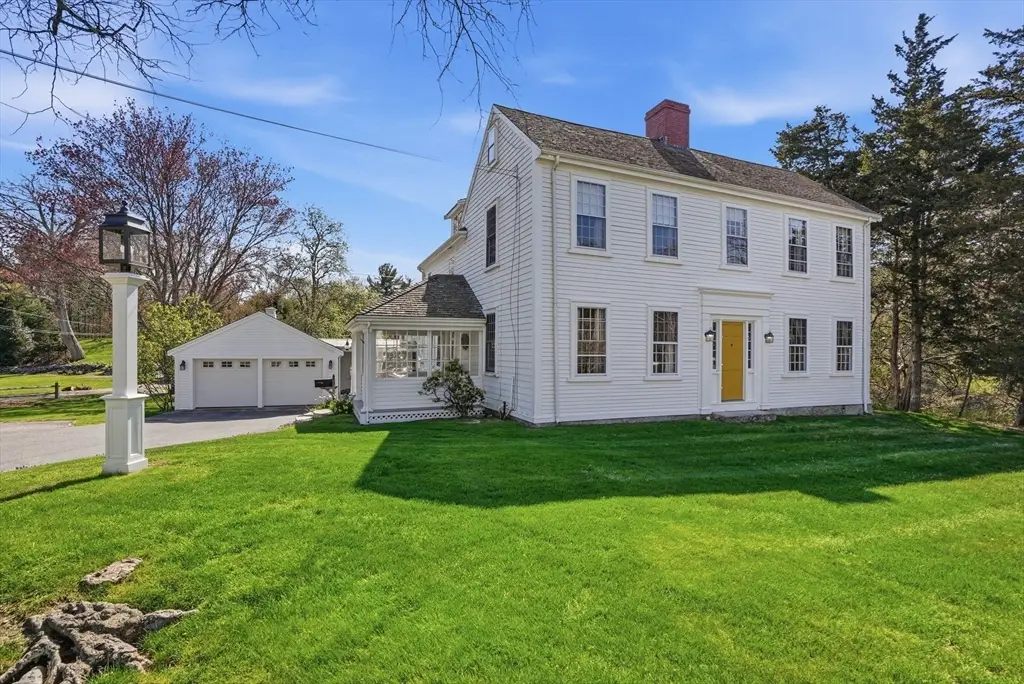 215 Prospect St, Hingham, MA 02043 - #1