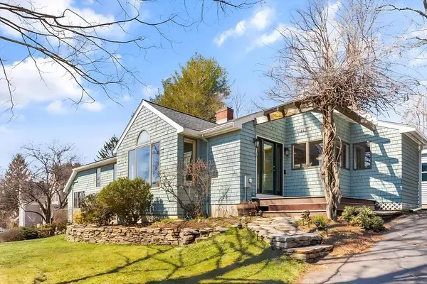 15 Minute Man Lane, Lexington, MA 02421