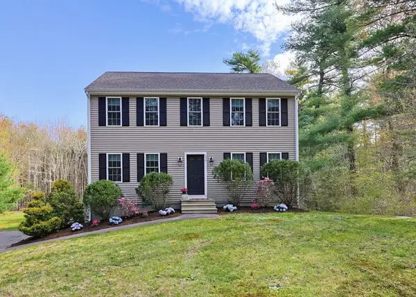 230 Old Center St, Middleboro, MA 02346