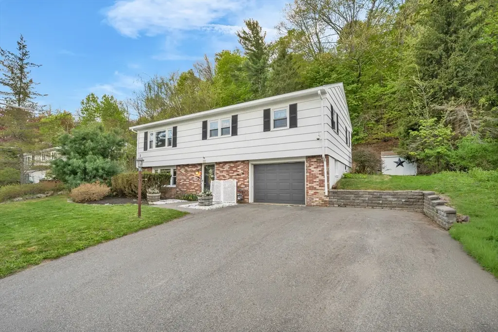 88 Whitehall Rd, Amesbury, MA 01913 - #1