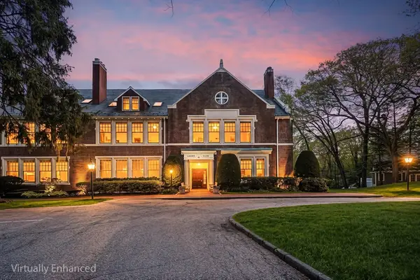 63 Garden Rd #C5, Wellesley, MA 02481