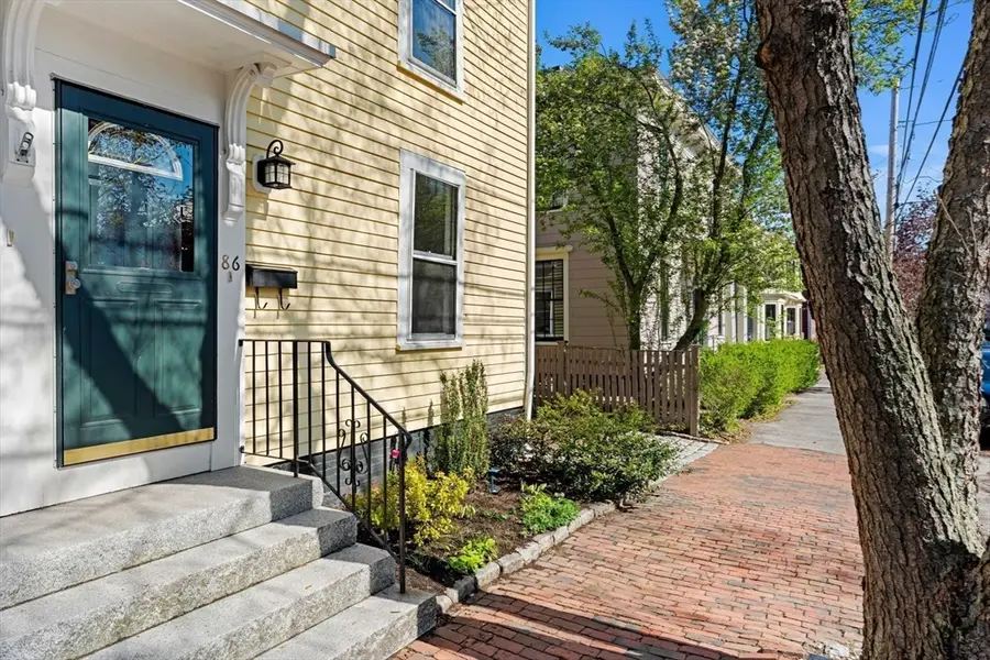 86 Federal St, Newburyport, MA 01950 - #3