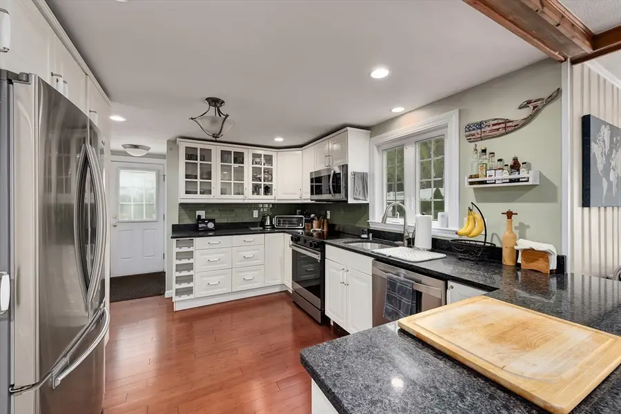 15 Palmer Rd, Beverly, MA 01915 - #3