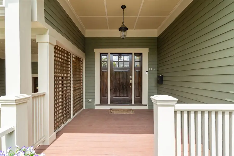 113 Carlisle St #113, Newton, MA 02459 - #2