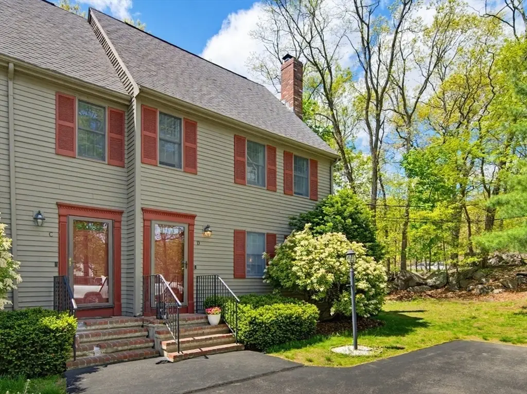 736 Mount Hope St #4, North Attleboro, MA 02760 - #1