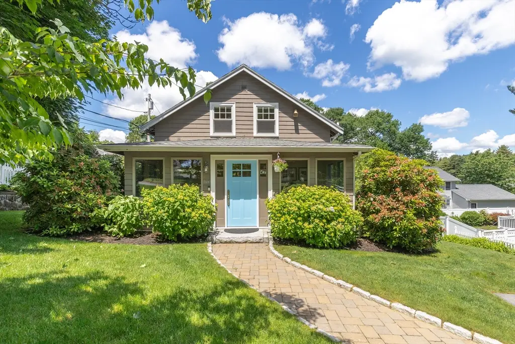 2 Parkwood Road, Lynnfield, MA 01940 - #1