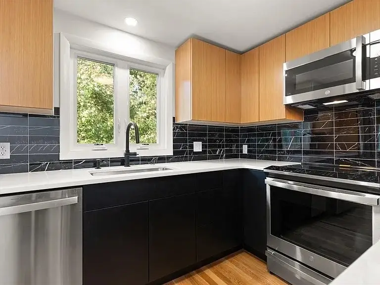 19 Selwyn Rd, Newton, MA 02461 - #3