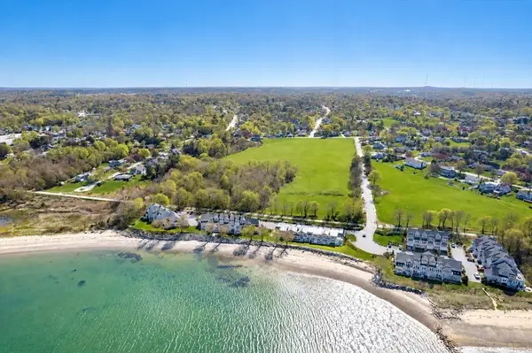 60 Robbins Road #9, Plymouth, MA 02360