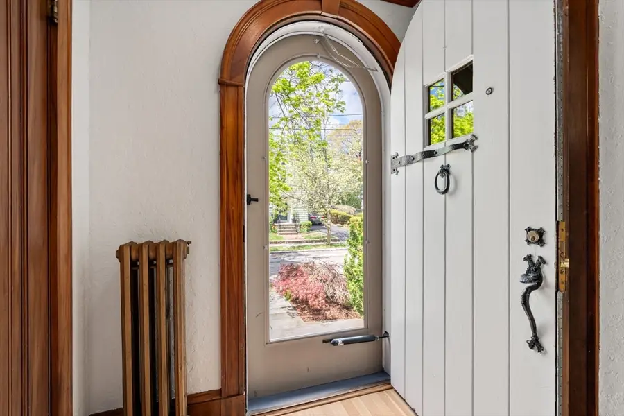 33 Longfellow Road, Melrose, MA 02176 - #3