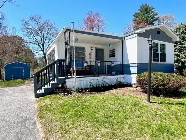 21 Sharon Cir., Merrimac, MA 01860