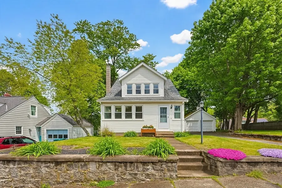 7 Whitin Avenue, Whitinsville, MA 01588 - #3