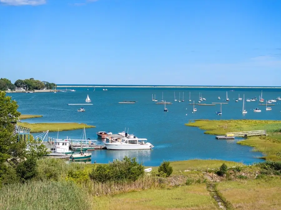 535 Washington Street, Duxbury, MA 02332 - #3