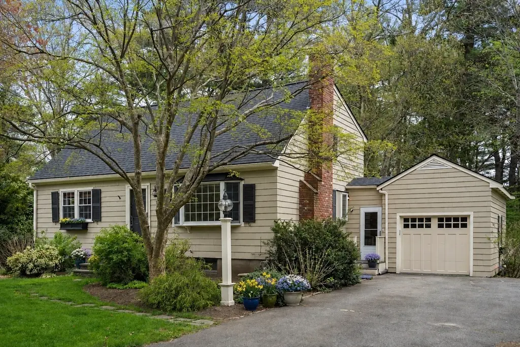 123 Harding Street, Medfield, MA 02052 - #1