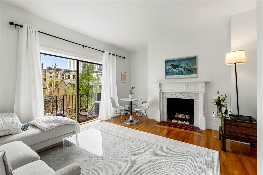 21 Hancock St #3, Boston, MA 02114 - #1