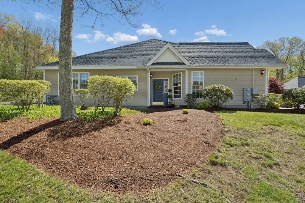 26 Summerfield Dr #17, South Grafton, MA 01560 - #1
