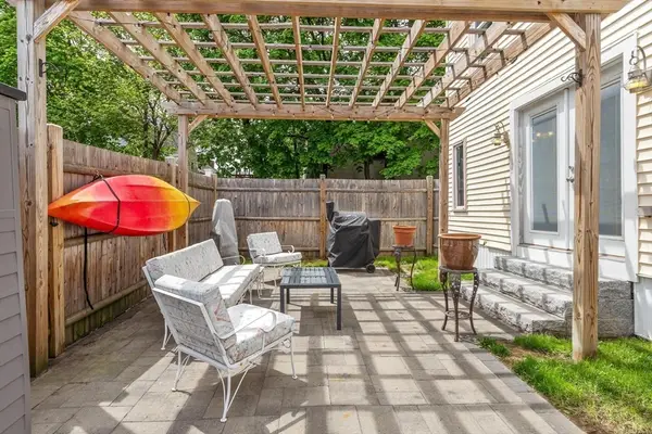 1 Union Street, Amesbury, MA 01913