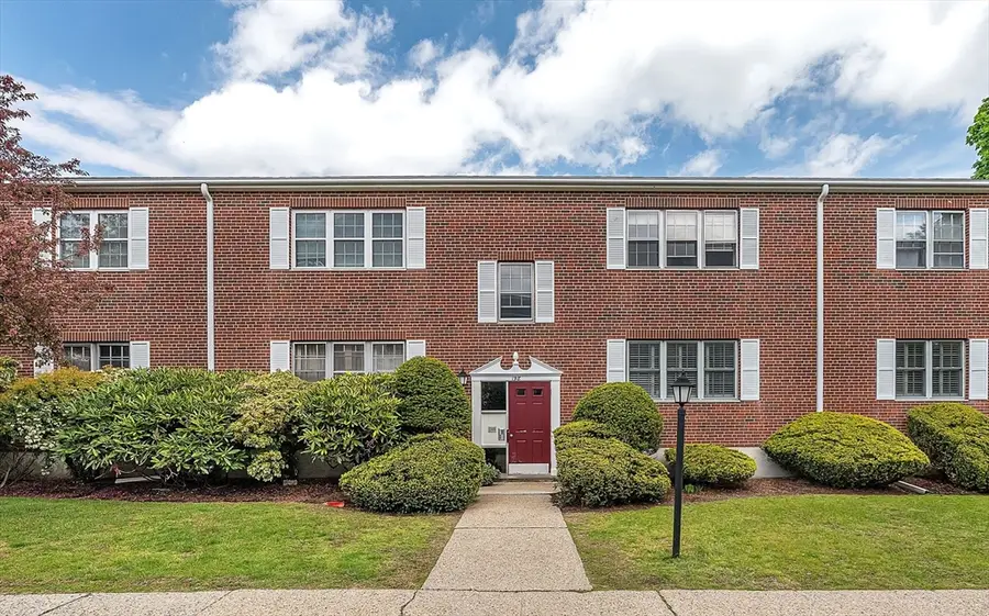 198 Lake Shore Road #2, Boston, MA 02135 - #2