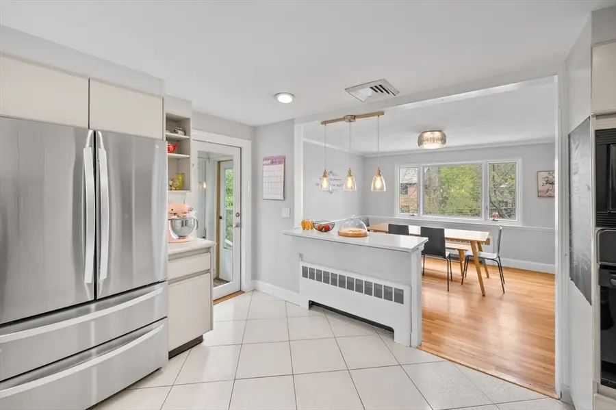 150 Cotton St, Newton, MA 02458 - #3