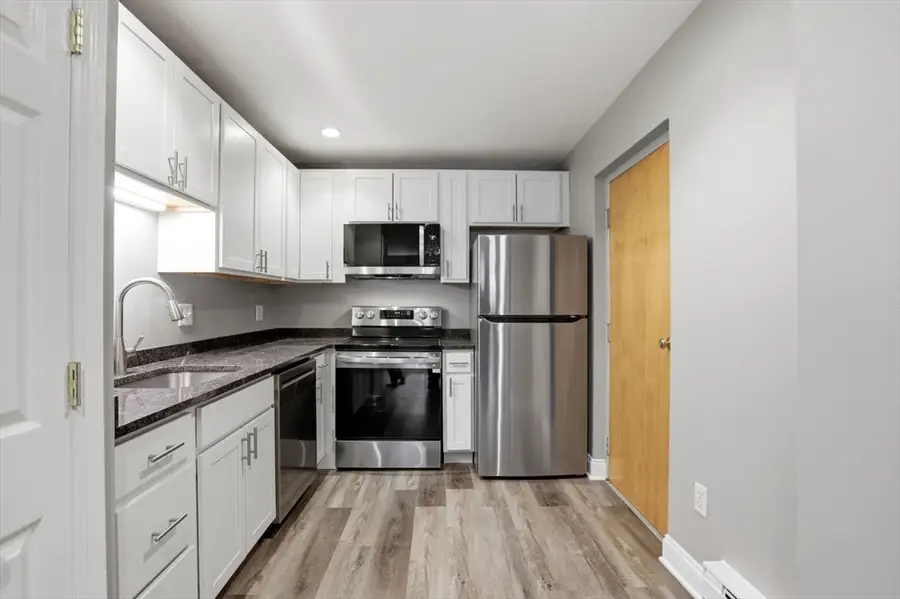 326 Broadway #6, Somerville, MA 02145 - #2