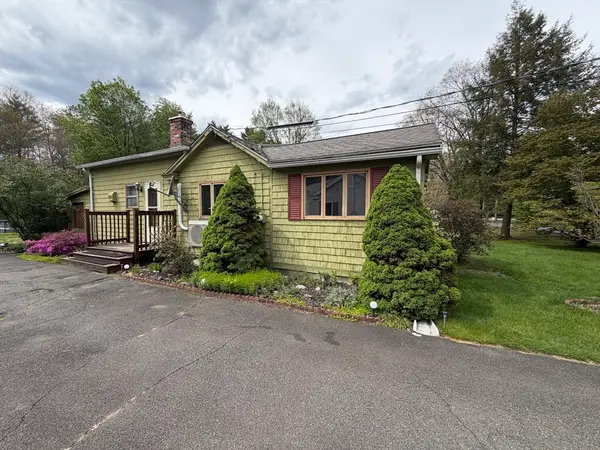 88 Newell Pond Rd, Greenfield, MA 01301