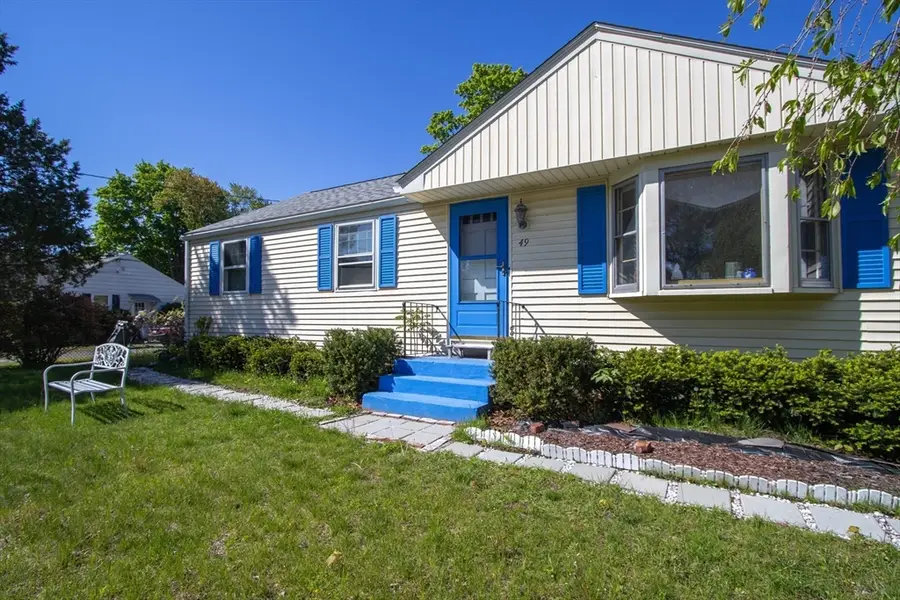 49 Fitzgerald Rd, Springfield, MA 01104 - #2