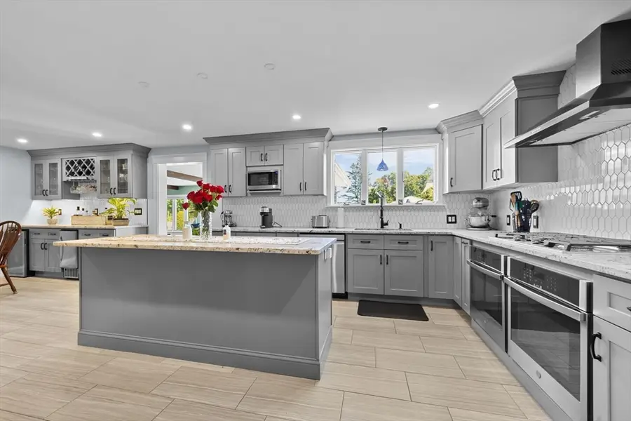 14 Huron Ave, Danvers, MA 01923 - #3