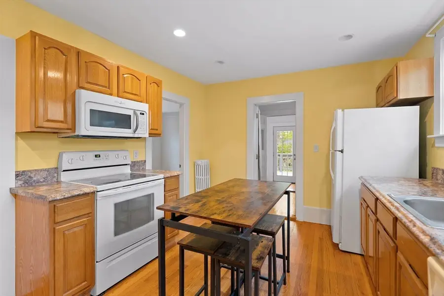 24 Hillside Ave, Braintree, MA 02184 - #3