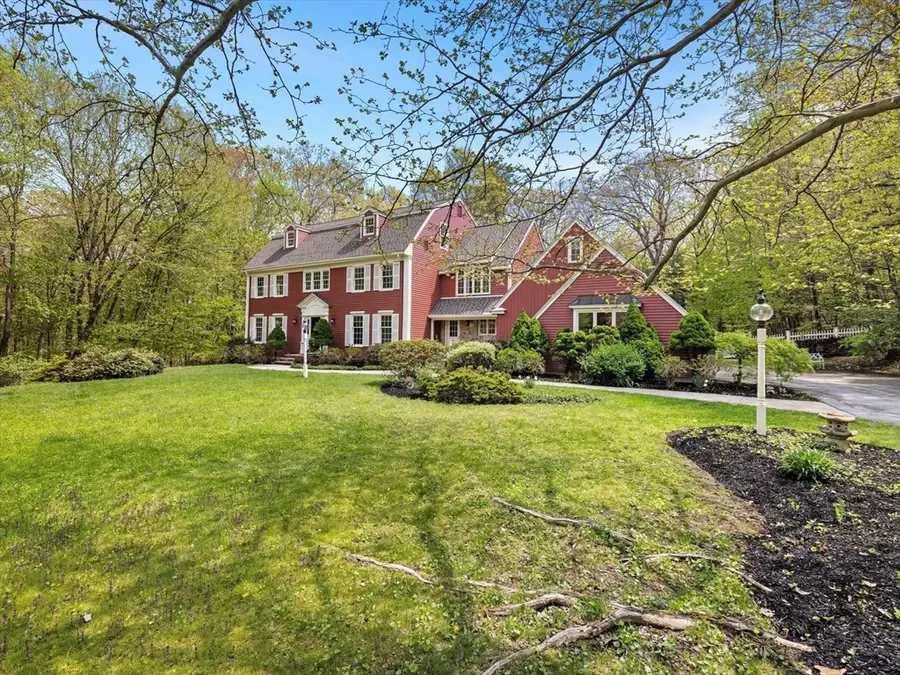 9 Catie Dr, Westborough, MA 01581 - #3