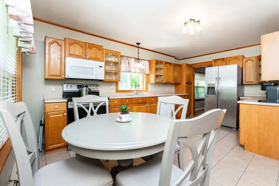 12 Brook St, Taunton, MA 02780 - #2