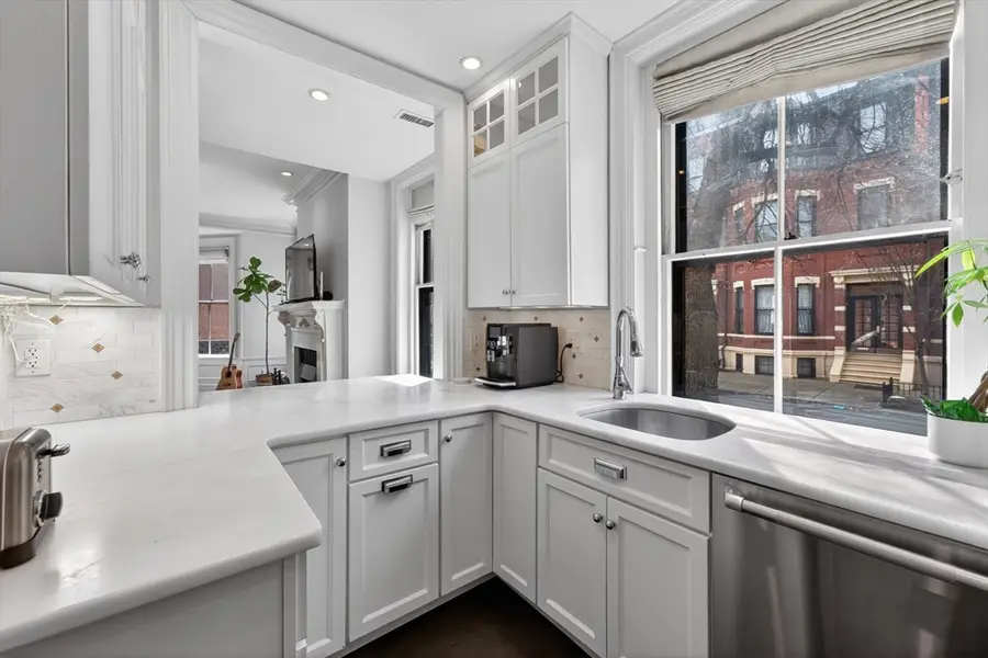 12 Hereford St. #2, Boston, MA 02115 - #3