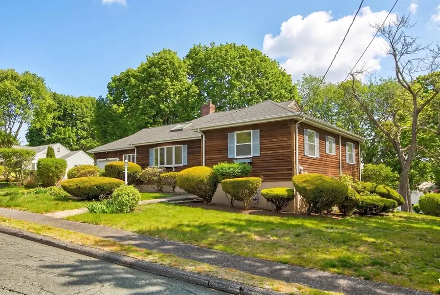 18 Williams Rd, Lynnfield, MA 01940 - #3