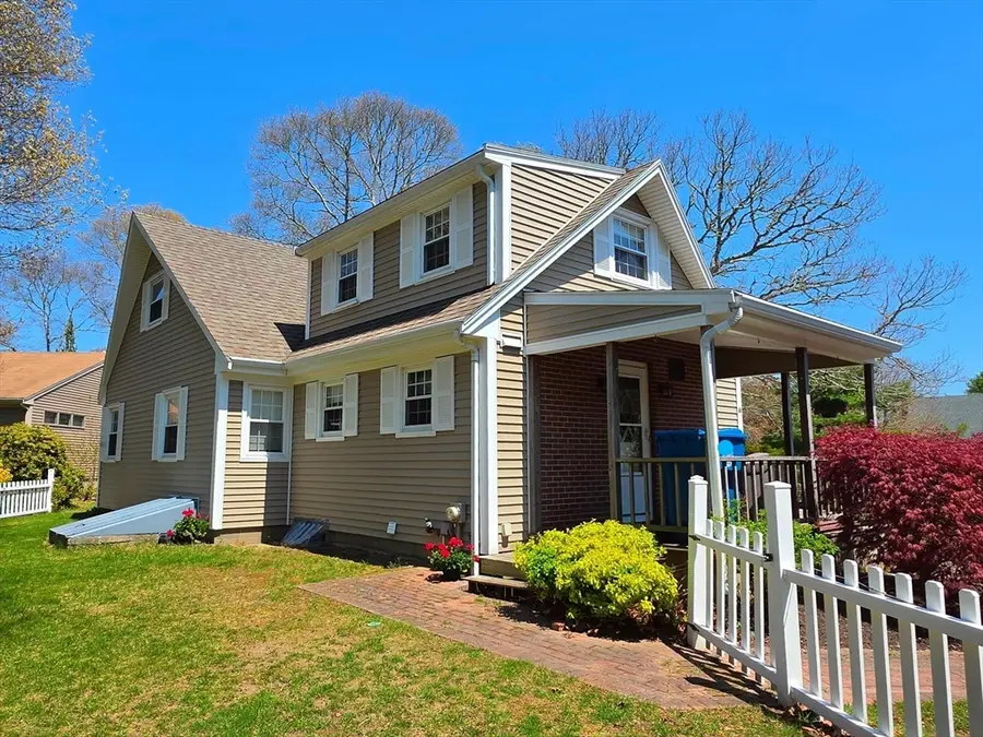 16 Pine Hollow Road, Falmouth, MA 02536 - #3